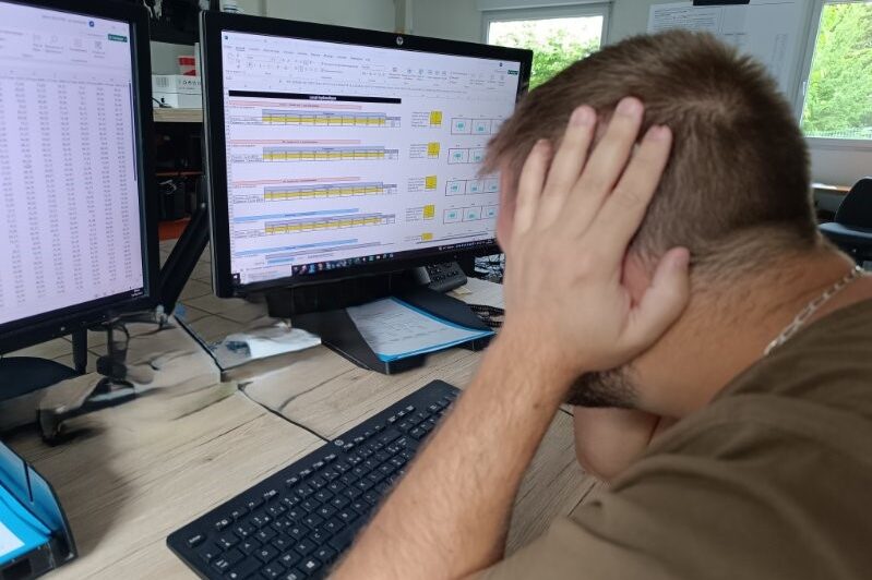 Le bruit au travail nuit à la santé auditive et à la productivité.